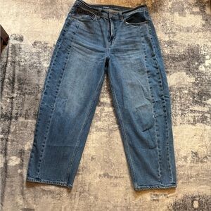 Old Navy Women's Straight Barrel Leg Blue Jeans